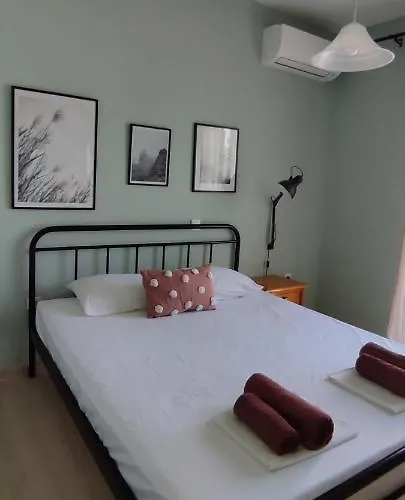 Dassia Green Apartments